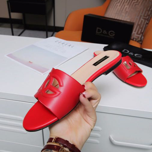 Dolce & Gabbana  DG Logo Leather  Sandal - DopestKickz
