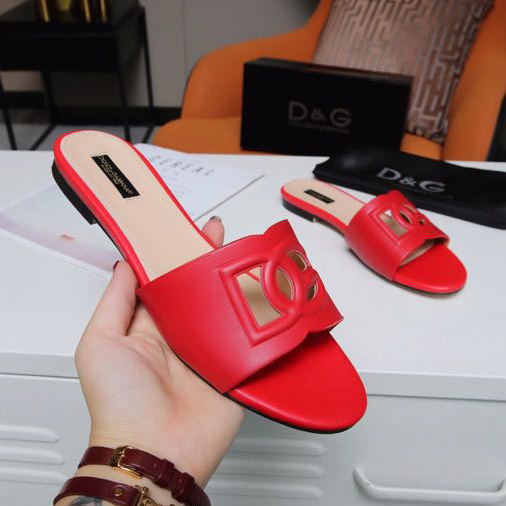 Dolce & Gabbana  DG Logo Leather  Sandal - DopestKickz