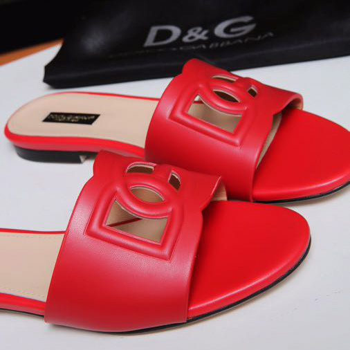 Dolce & Gabbana  DG Logo Leather  Sandal - DopestKickz