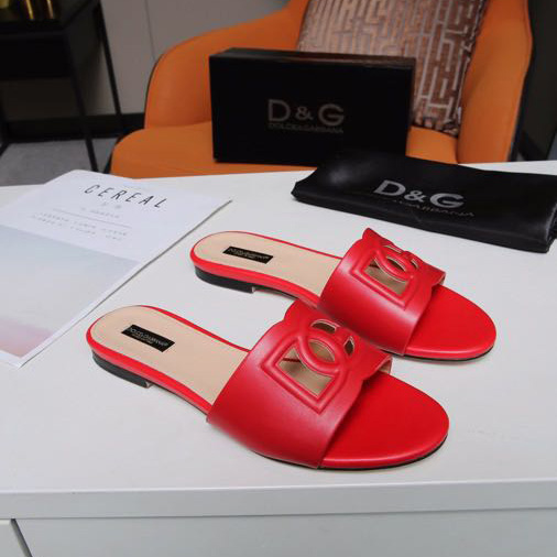 Dolce & Gabbana  DG Logo Leather  Sandal - DopestKickz