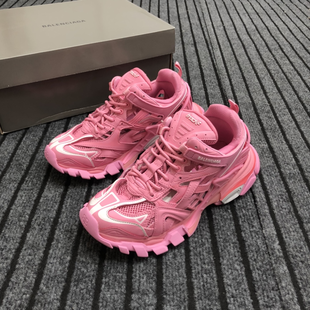 Balenciaga Track.2 Sneaker - DopestKickz