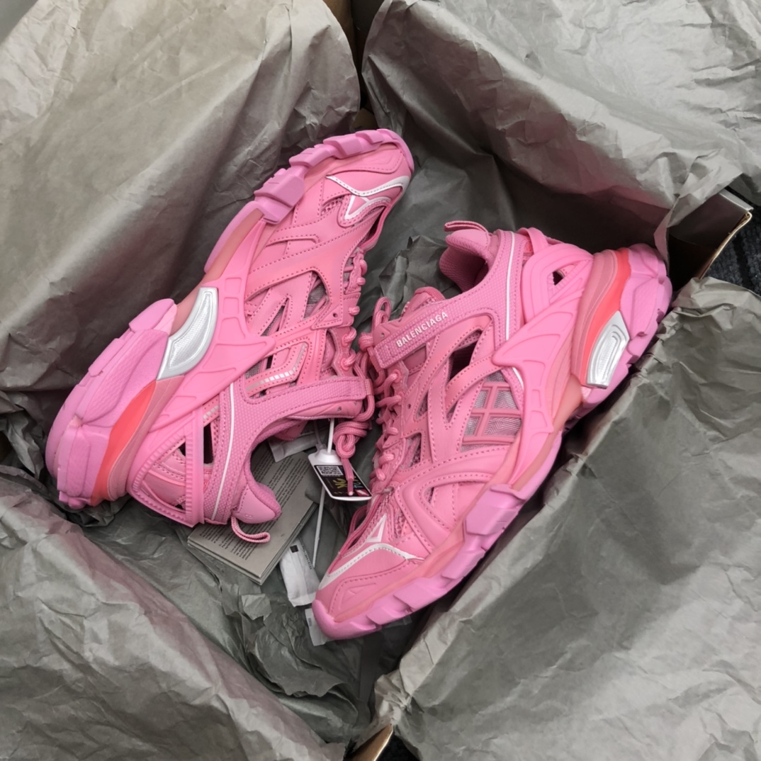 Balenciaga Track.2 Sneaker - DopestKickz