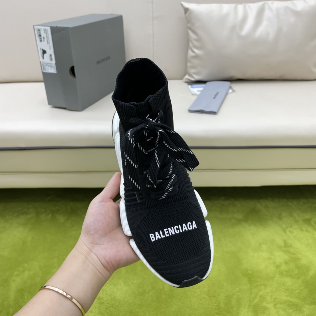 Balenciaga Speed 2.0 Lace-Up Sneaker In Black/White - DopestKickz