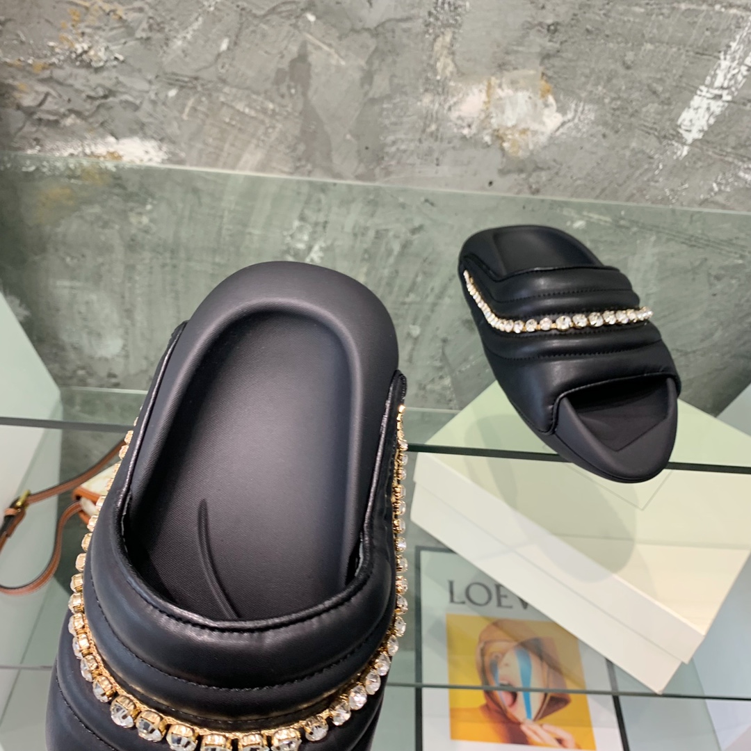 Balmain B-It-Puffy Slides - DopestKickz