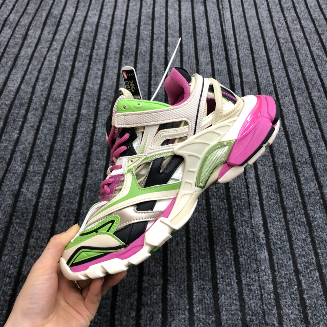 Balenciaga Track.2 Sneaker - DopestKickz