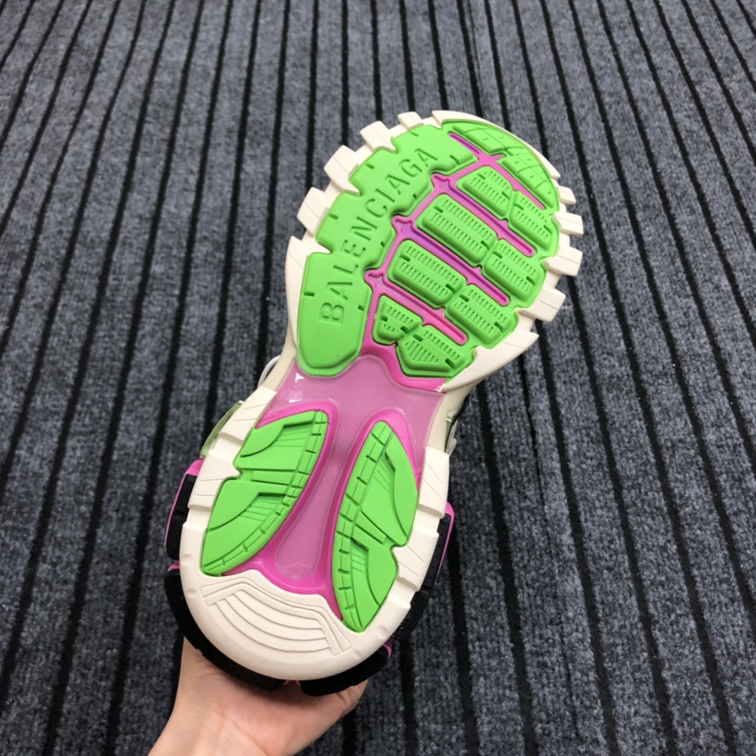 Balenciaga Track.2 Sneaker - DopestKickz