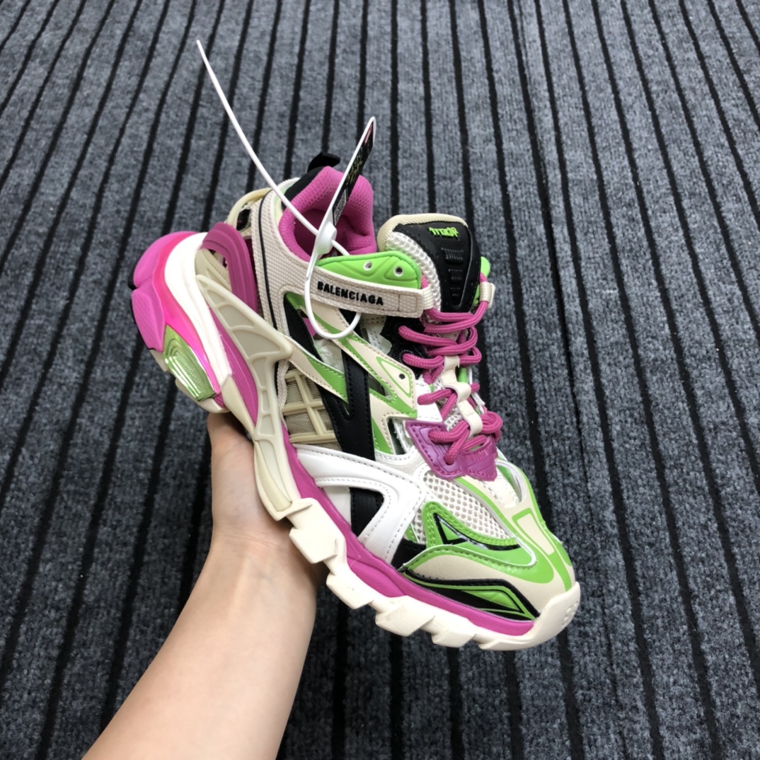 Balenciaga Track.2 Sneaker - DopestKickz