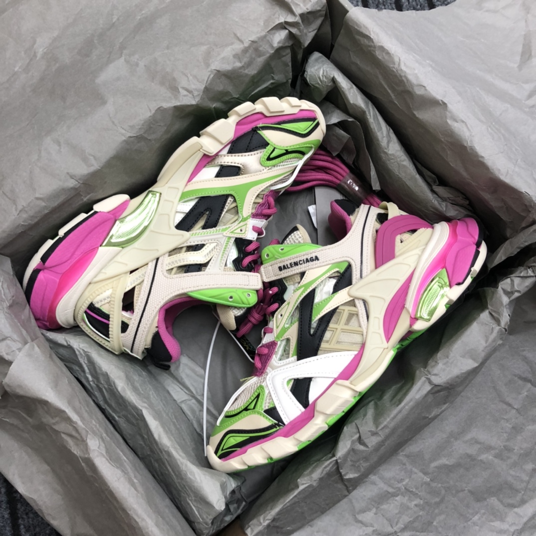 Balenciaga Track.2 Sneaker - DopestKickz
