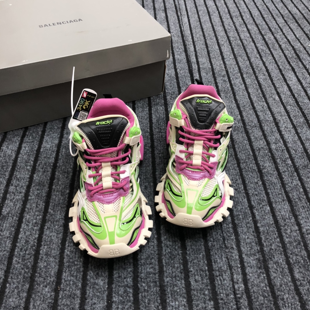 Balenciaga Track.2 Sneaker - DopestKickz