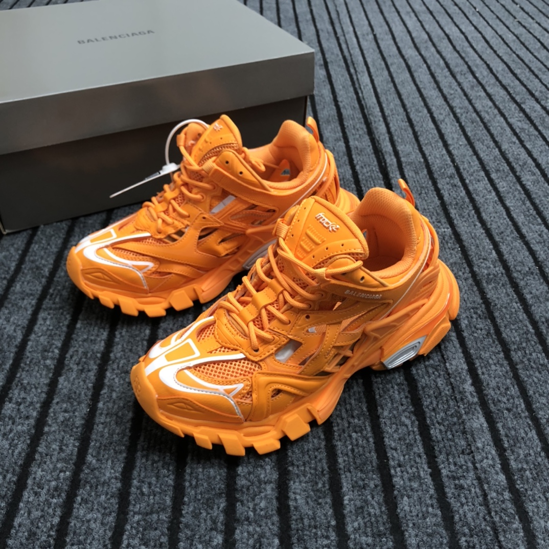 Balenciaga Track.2 Sneaker - DopestKickz