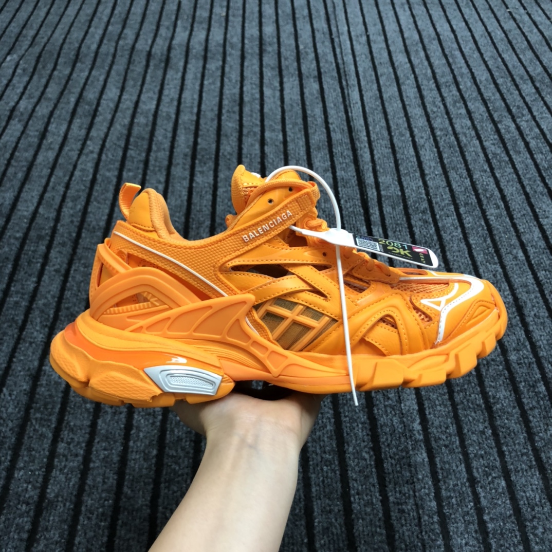Balenciaga Track.2 Sneaker - DopestKickz