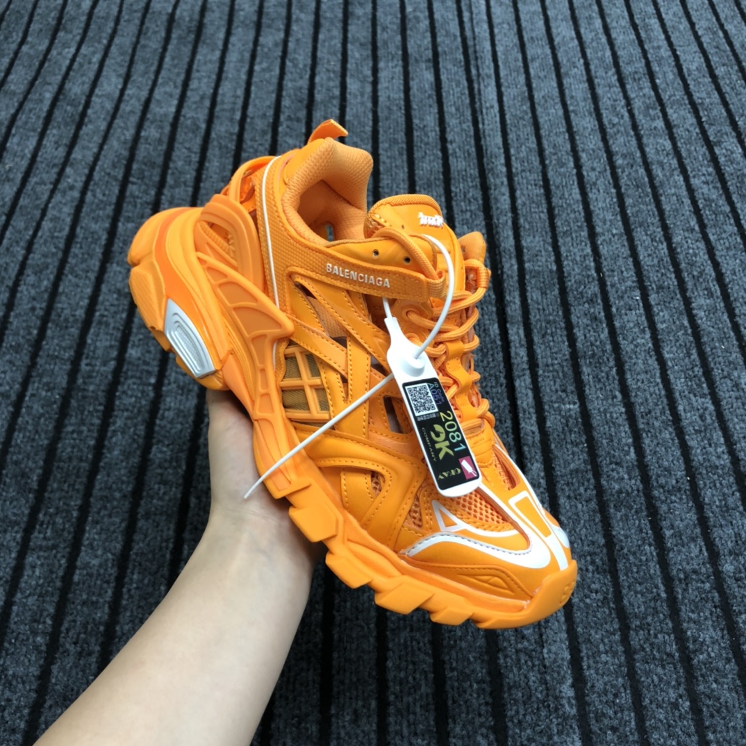 Balenciaga Track.2 Sneaker - DopestKickz