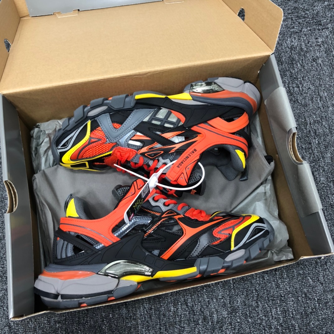 Balenciaga Track.2 Sneaker - DopestKickz