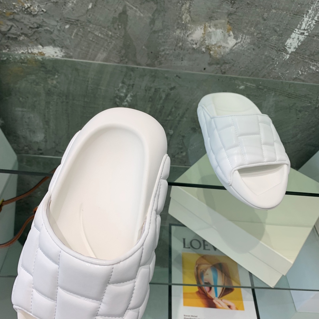 Balmain B-IT Quilted Leather Slides - DopestKickz