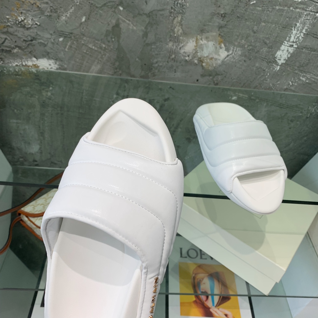 Balmain B-It-Puffy Slides - DopestKickz