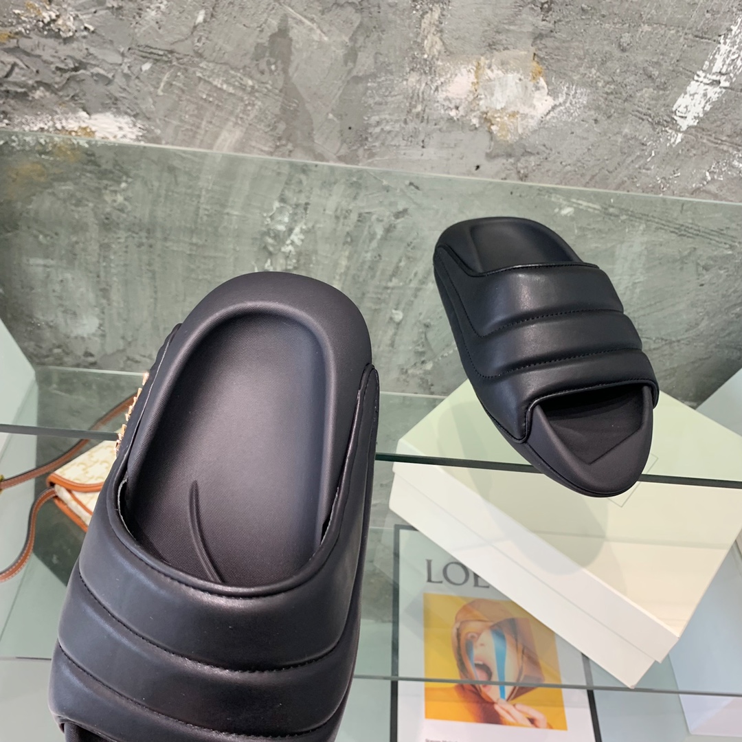 Balmain B-It-Puffy Slides - DopestKickz