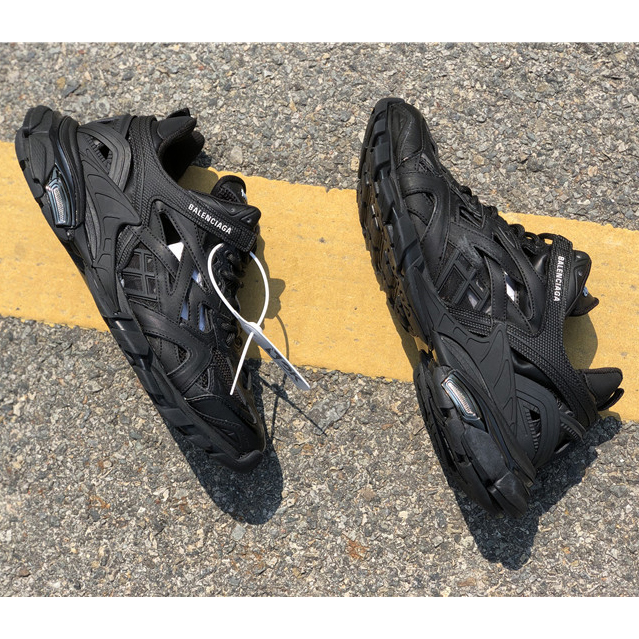Balenciaga Track 4.0 Sneaker - DopestKickz