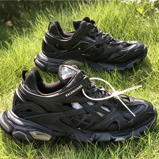 Balenciaga Track 4.0 Sneaker - DopestKickz