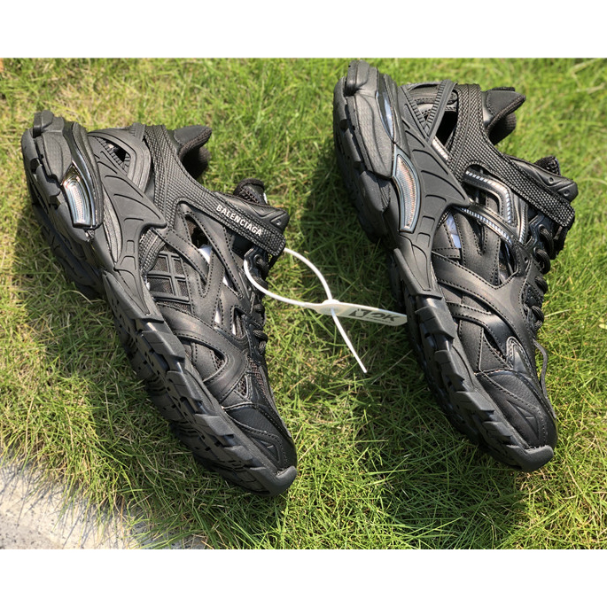 Balenciaga Track 4.0 Sneaker - DopestKickz