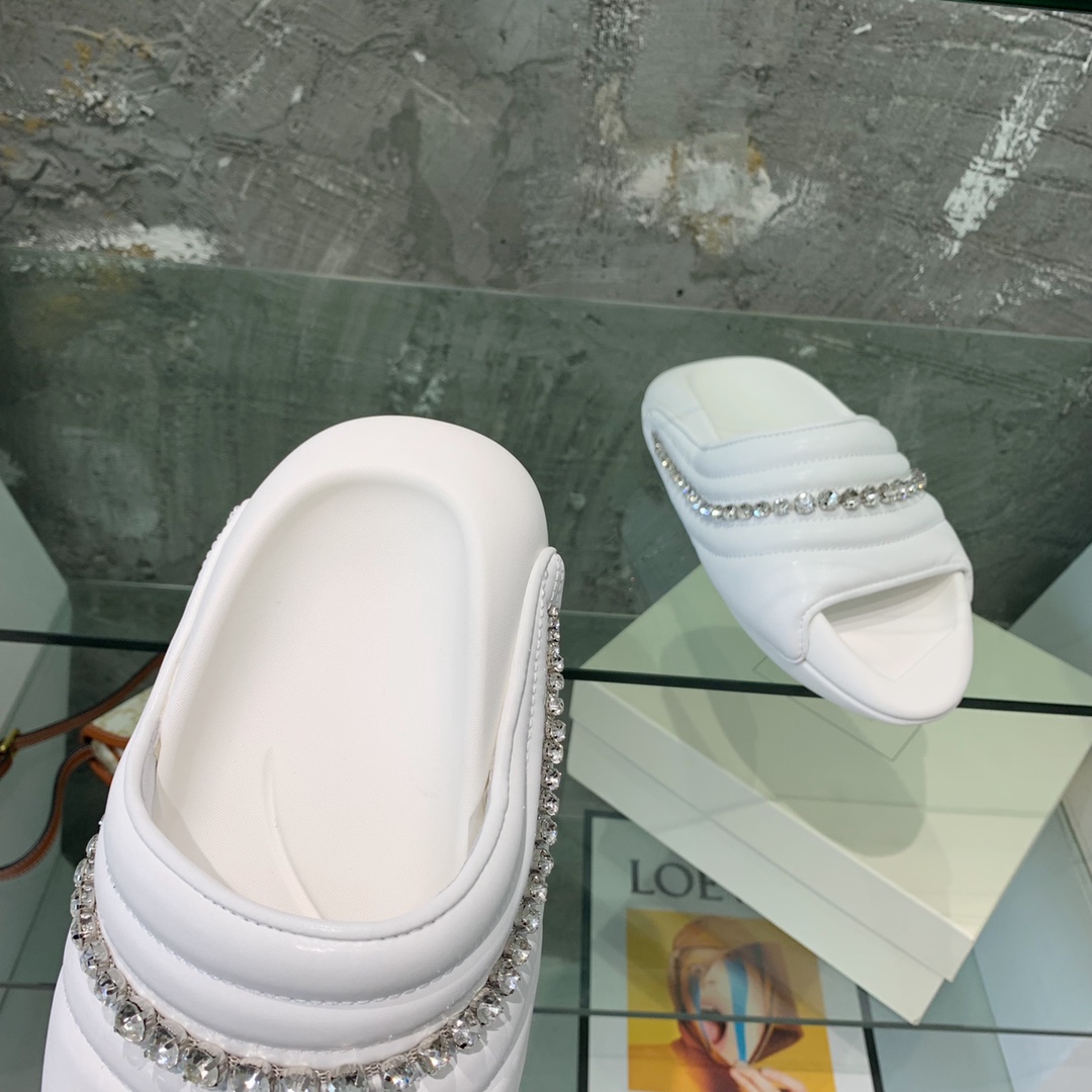 Balmain B-It-Puffy Slides - DopestKickz