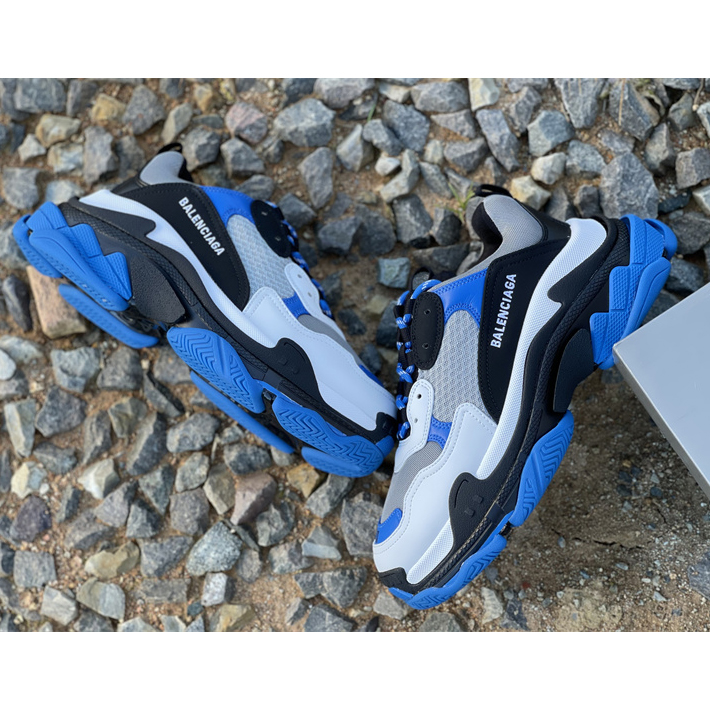 Balenciaga Triple S Sneaker - DopestKickz
