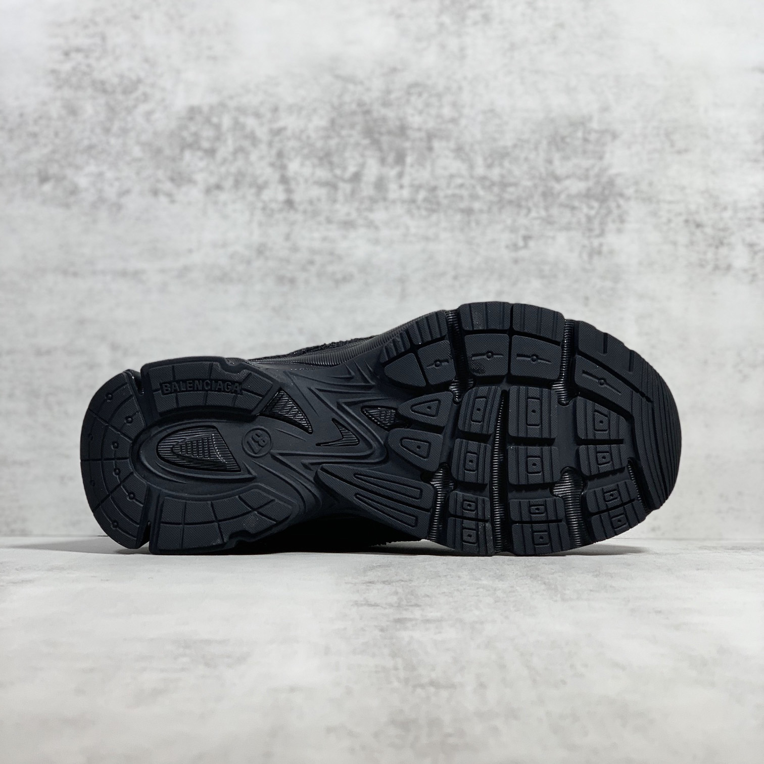 Balenciaga Men's Phantom Sneaker Washed In Black - DopestKickz