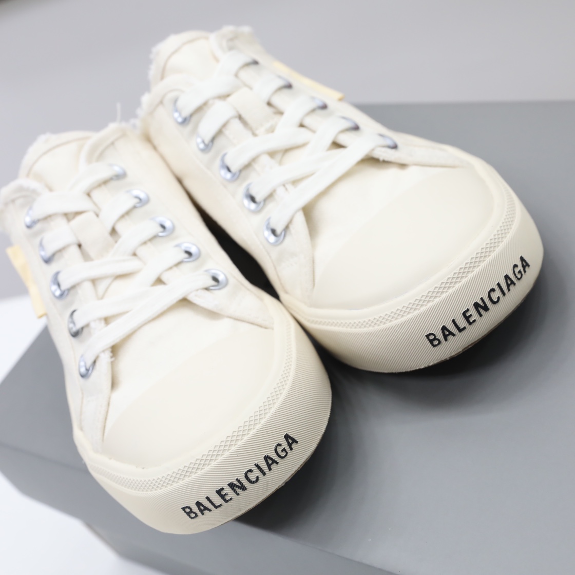 Balenciaga Men's Paris Sneaker Mule In White - DopestKickz