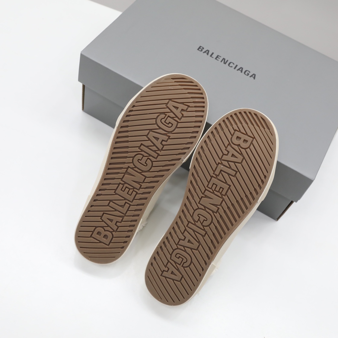 Balenciaga Men's Paris Sneaker Mule In White - DopestKickz
