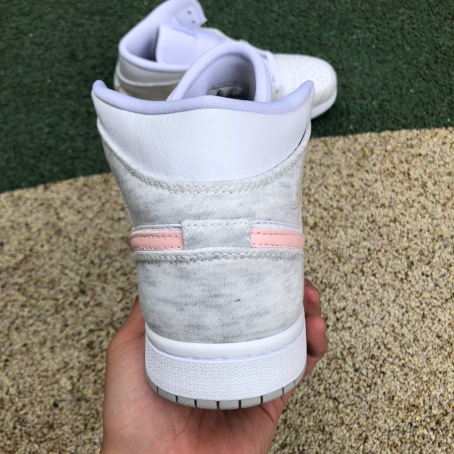 Air Jordan 1 Mid SE AJ1 'Light Iron Ore' Middle Top Sneaker  DN4045-001 - DopestKickz