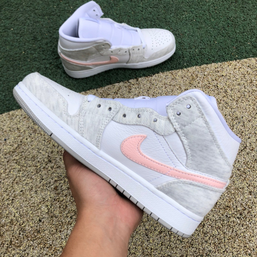 Air Jordan 1 Mid SE AJ1 'Light Iron Ore' Middle Top Sneaker  DN4045-001 - DopestKickz
