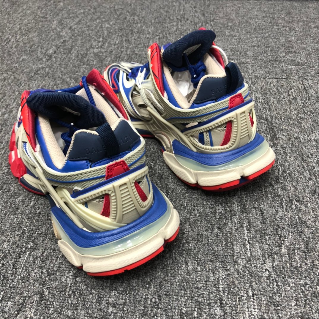 Balenciaga Track.2 Sneaker - DopestKickz