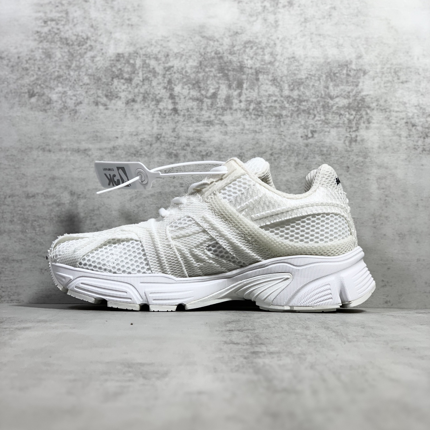 Balenciaga Men's Phantom Sneaker Washed In White - DopestKickz
