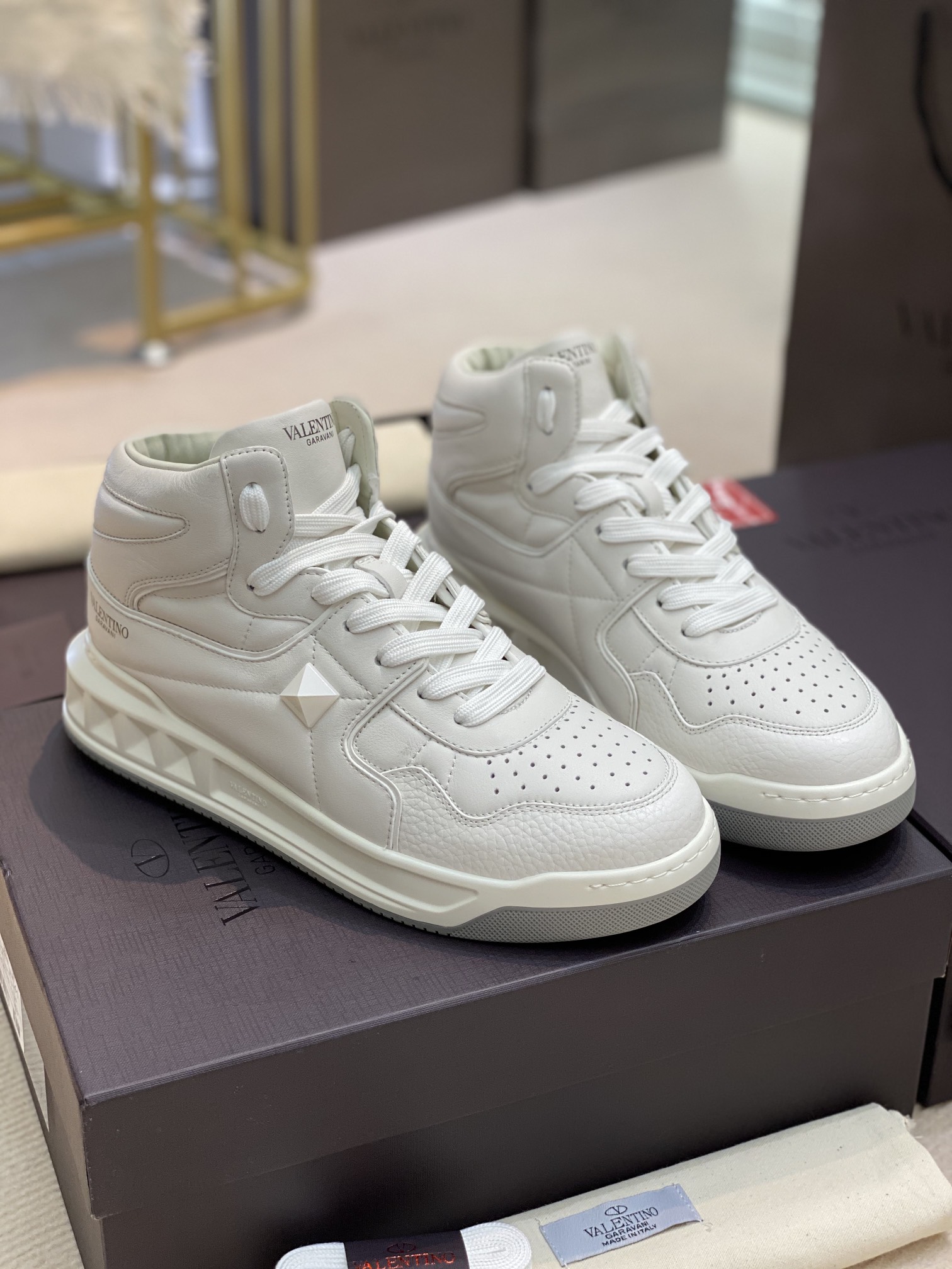 Valenti One Stud Mid-Top Nappa Sneaker - DopestKickz