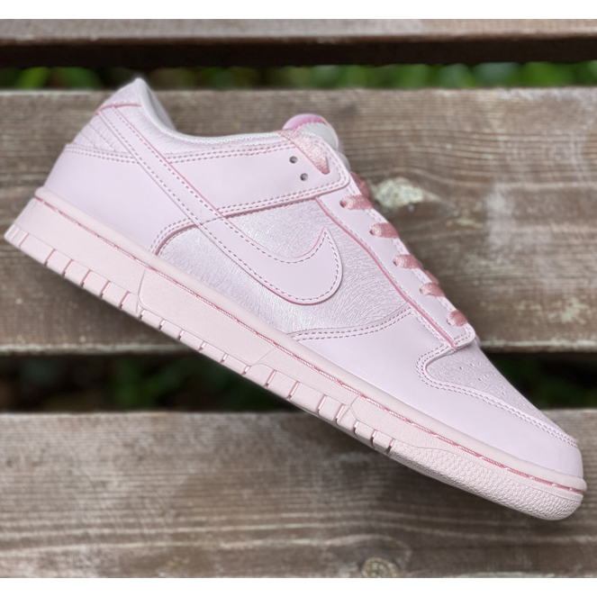 NIKE Dunk Low SE (GS) Sneaker    921803-601 - DopestKickz