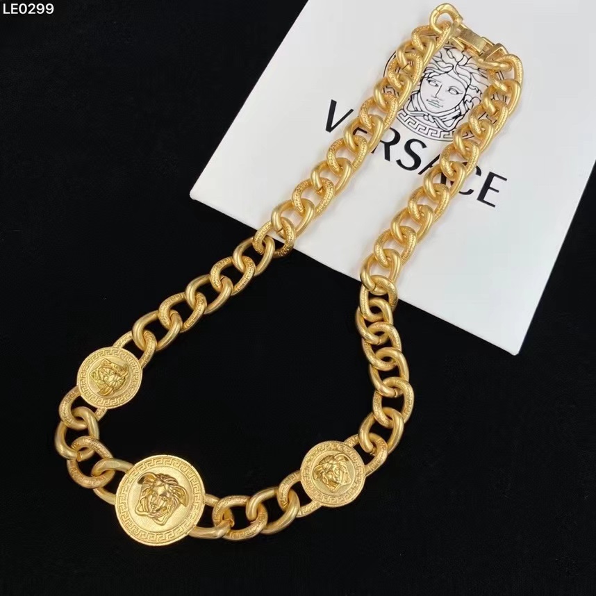 Versace Medusa Necklace - DopestKickz