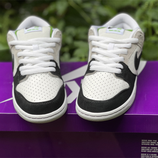 Nike SB Dunk Low “Chlorophyll” Sneaker   BQ6817-011 - DopestKickz