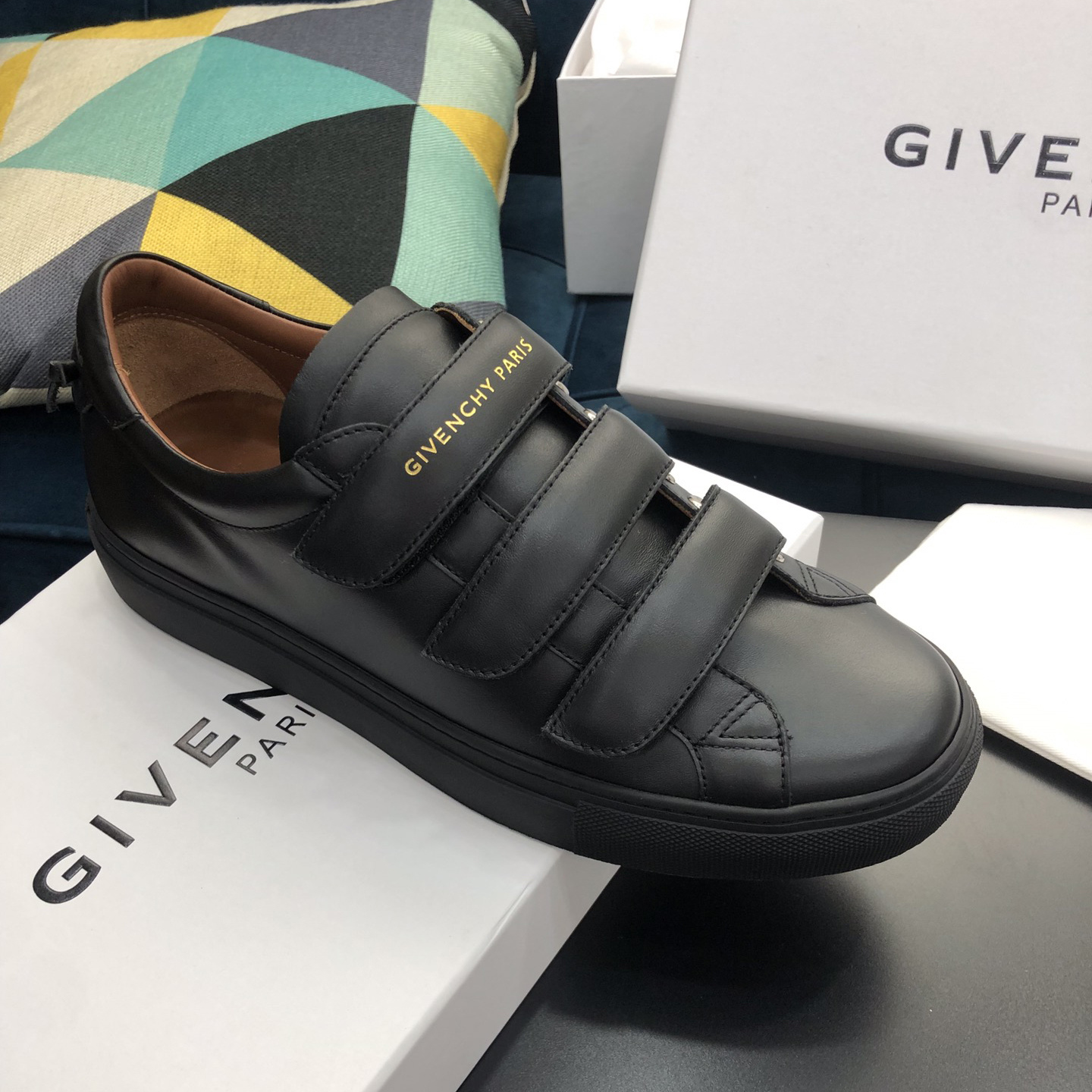 Givenchy Urban Leather Sneakers - DopestKickz