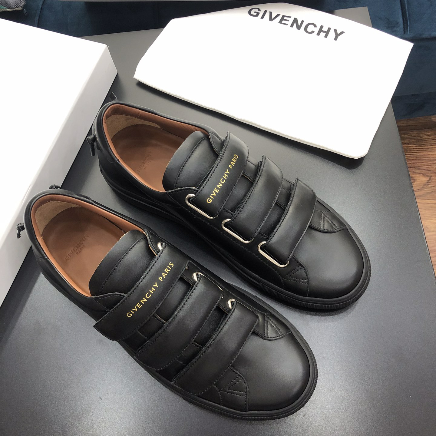 Givenchy Urban Leather Sneakers - DopestKickz