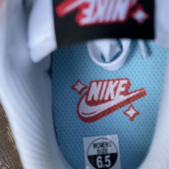 Nike SB Dunk Low  Sneaker     DR9654 001 - DopestKickz
