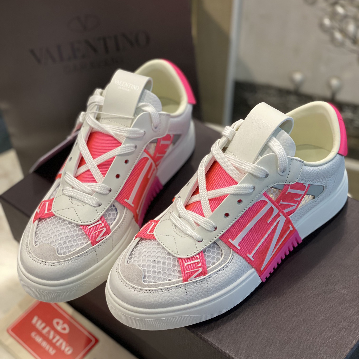 Valenti Low-Top Calfskin And Mesh VL7N Sneaker With Bands - DopestKickz