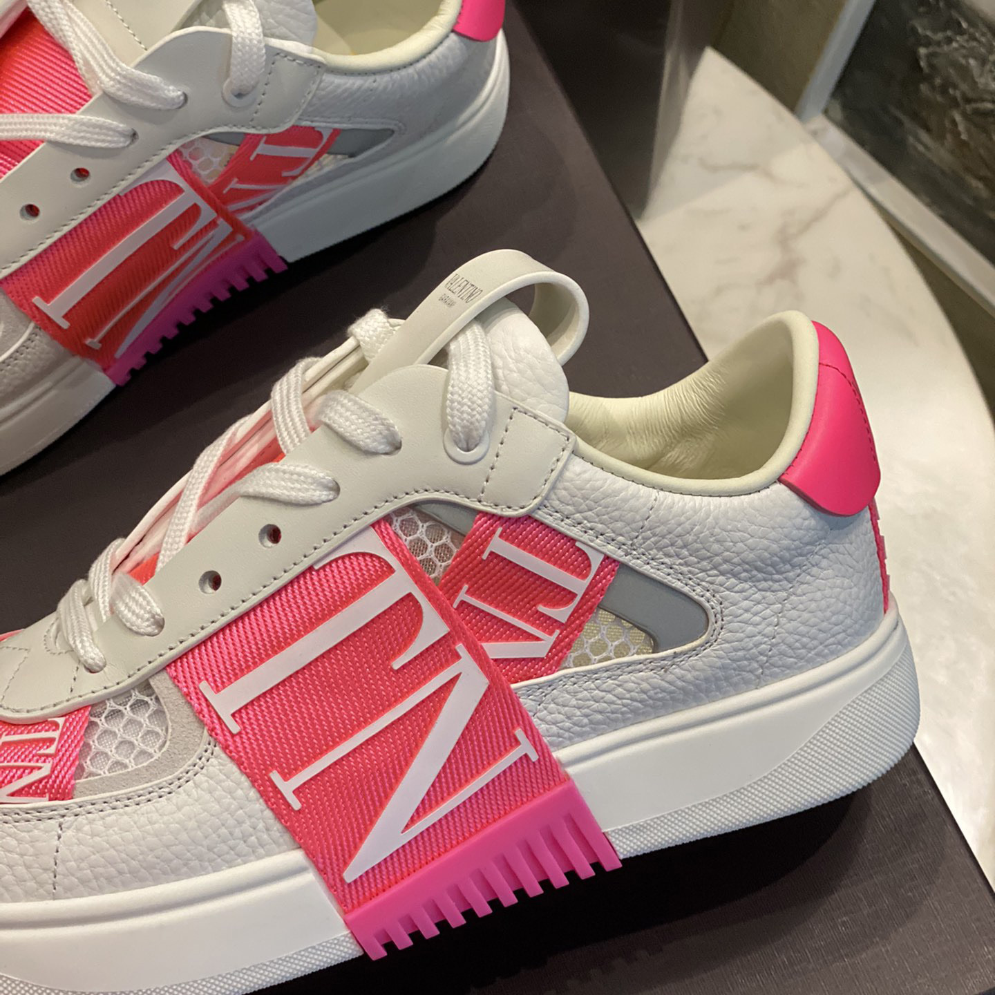 Valenti Low-Top Calfskin And Mesh VL7N Sneaker With Bands - DopestKickz