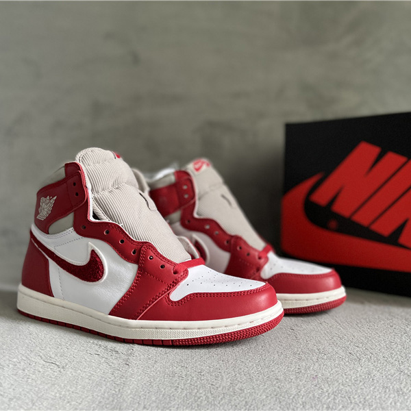 Air Jordan 1 High OG WMNS “Newstalgia”  Sneaker  DJ4891-061 - DopestKickz