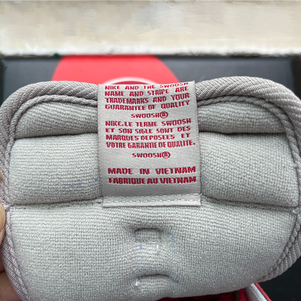 Air Jordan 1 High OG WMNS “Newstalgia”  Sneaker  DJ4891-061 - DopestKickz