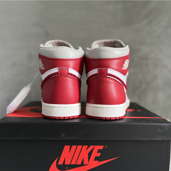 Air Jordan 1 High OG WMNS “Newstalgia”  Sneaker  DJ4891-061 - DopestKickz