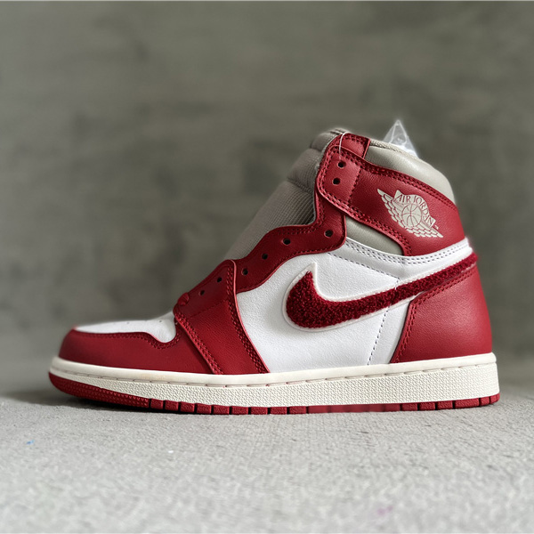 Air Jordan 1 High OG WMNS “Newstalgia”  Sneaker  DJ4891-061 - DopestKickz