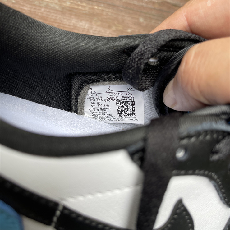 Air Jordan 1 Low OG “UNC”  Sneaker  CZ0790-104 - DopestKickz