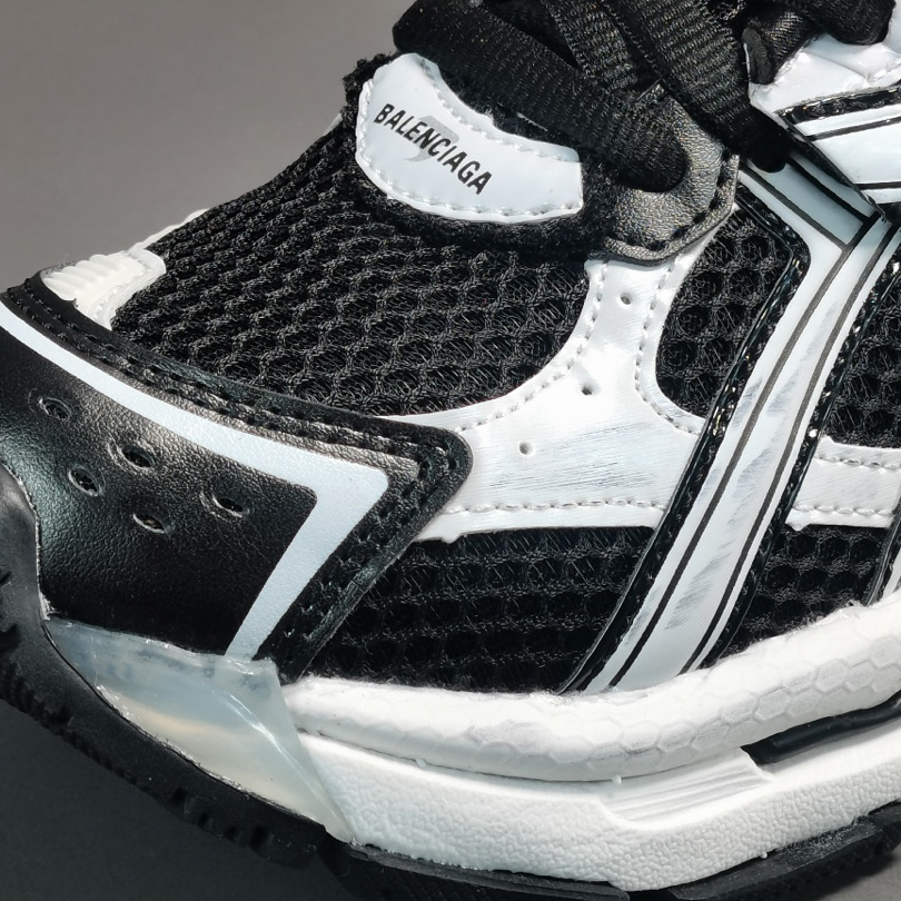 Balenciaga Runner Sneakers - DopestKickz
