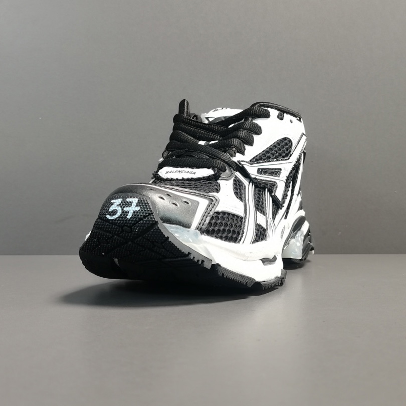 Balenciaga Runner Sneakers - DopestKickz
