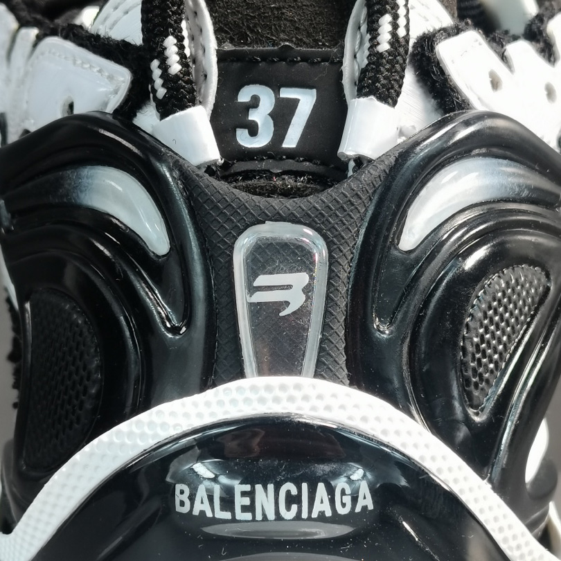 Balenciaga Runner Sneakers - DopestKickz