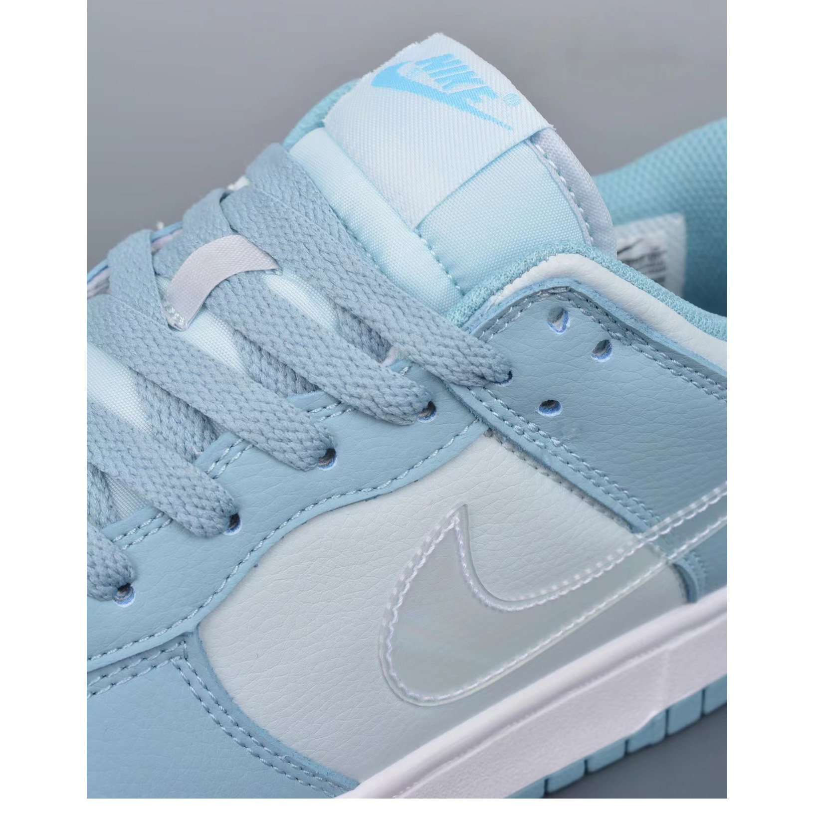 Nike SB Dunk Low  Sneaker    - DopestKickz
